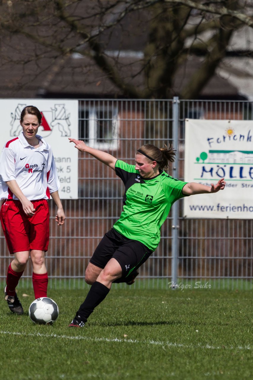 Bild 158 - Frauen Schmalfelder SV - TSV Siems : Ergebnis: 1:0